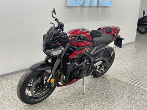 Triumph Street Triple