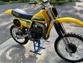 Suzuki RM