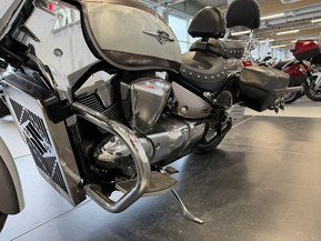 Suzuki Intruder
