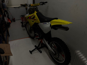 Suzuki RM