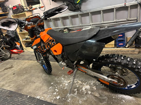 KTM 525