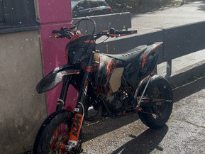 KTM 125