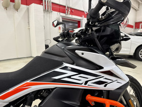 KTM 790