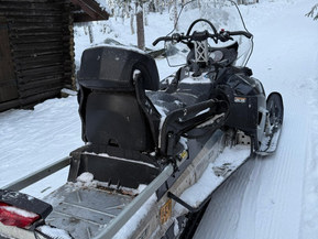 Ski-Doo Expedition
