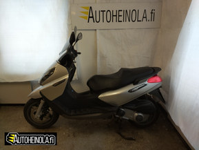 Piaggio X7