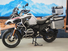 BMW R