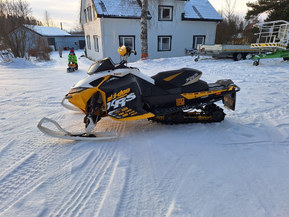 Ski-Doo MX Z