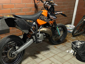 KTM 125