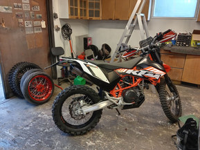 KTM 690