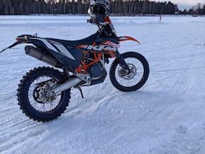 KTM 690