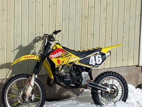 Suzuki RM