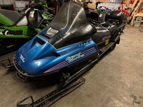 Ski-Doo Grand Touring
