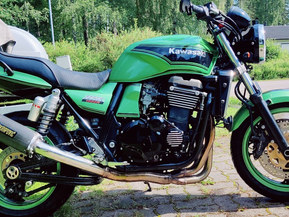 Kawasaki ZRX