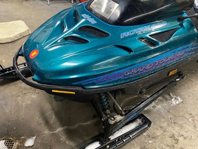 Ski-Doo Grand Touring
