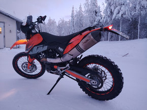 KTM 690