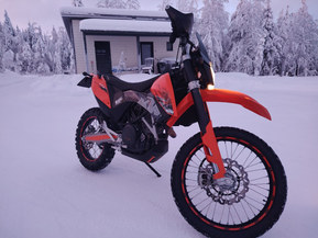 KTM 690