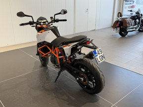 KTM 690