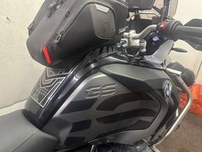 BMW R
