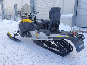 Ski-Doo Grand Touring