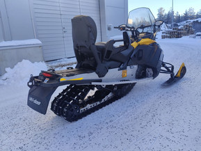 Ski-Doo Grand Touring