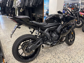 Yamaha YZF-R7
