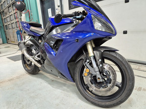 Yamaha YZF-R1