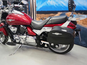 Suzuki Intruder