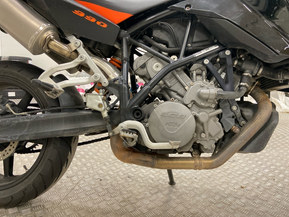 KTM 990