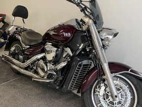 Suzuki Intruder