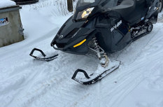 Ski-Doo Grand Touring