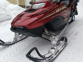 Ski-Doo Legend