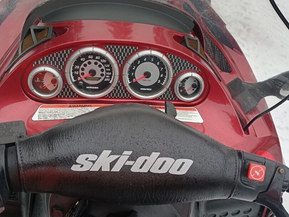 Ski-Doo Legend