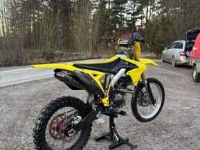 Suzuki RM-Z