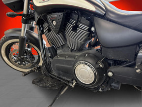 Victory Hammer 8 Ball