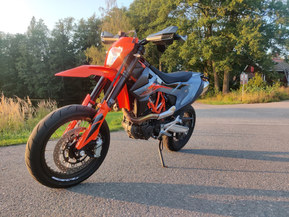 KTM 690