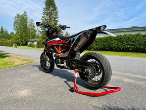 KTM 690