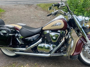 Suzuki Intruder