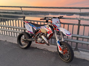 KTM 125