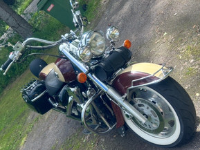 Suzuki Intruder