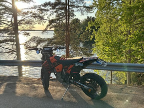 KTM 525