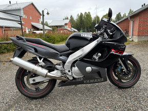 Yamaha YZF