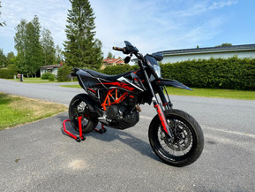 KTM 690