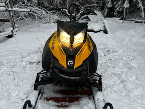 Ski-Doo Summit