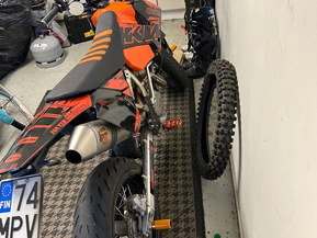 KTM 525
