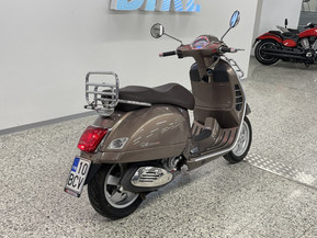 Vespa GTS
