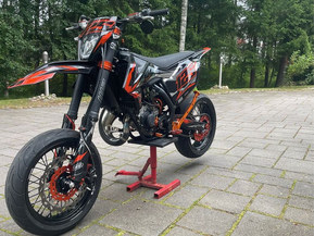 KTM 125
