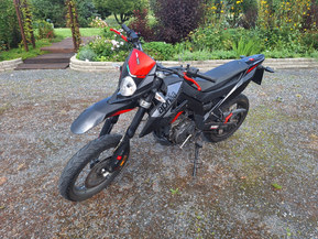 Aprilia SX