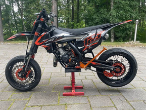 KTM 125