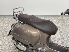 Vespa GTS