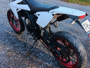 Drac Supermoto